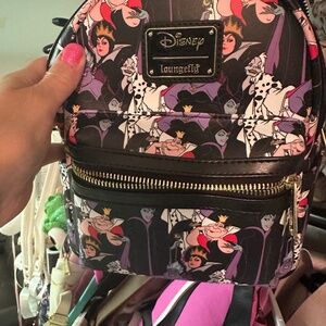 Disney villains lounge fly back pack